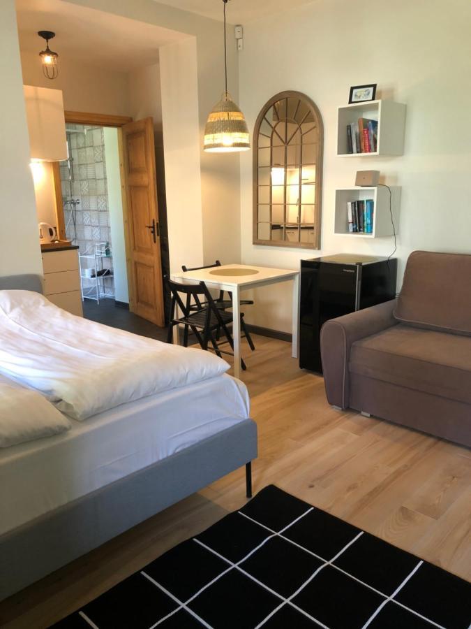 Sisters Beach Apartments 利耶帕亚 外观 照片