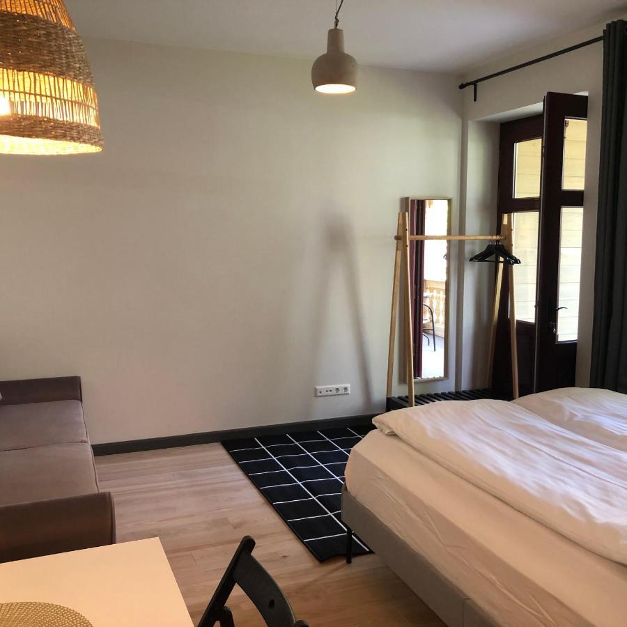 Sisters Beach Apartments 利耶帕亚 外观 照片