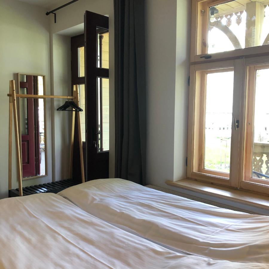 Sisters Beach Apartments 利耶帕亚 外观 照片