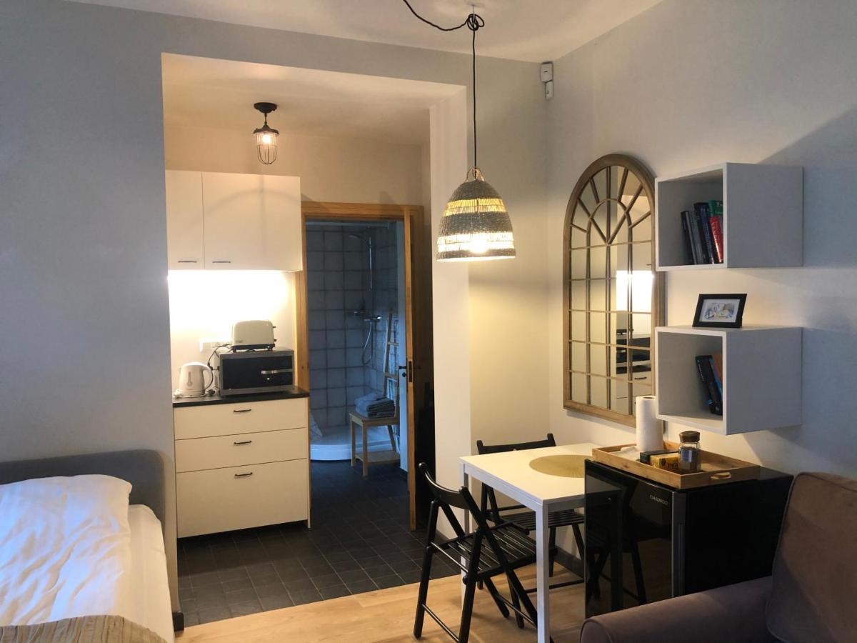 Sisters Beach Apartments 利耶帕亚 外观 照片