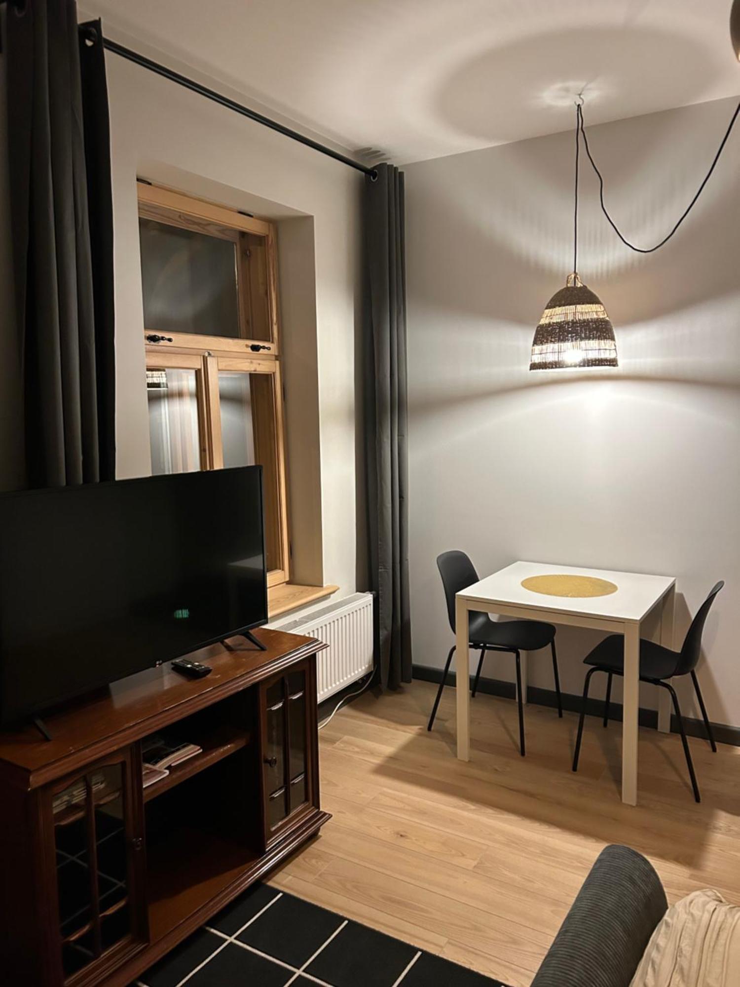 Sisters Beach Apartments 利耶帕亚 外观 照片